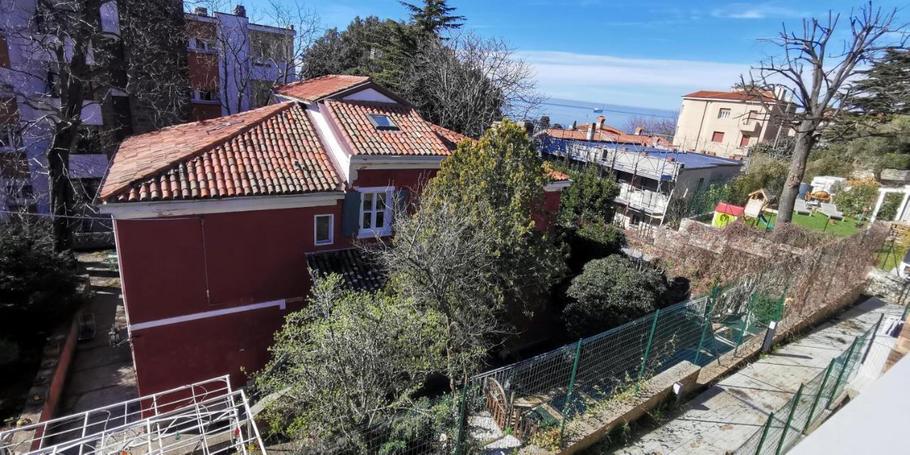 Charming Apartment In A 19Th Century Villa Trieste Exterior photo