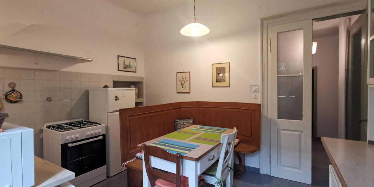 Charming Apartment In A 19Th Century Villa Trieste Exterior photo