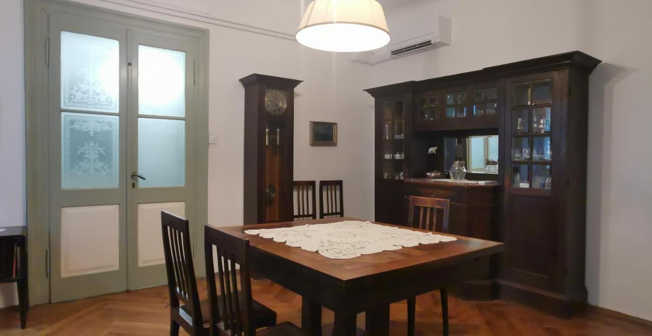 Charming Apartment In A 19Th Century Villa Trieste Exterior photo